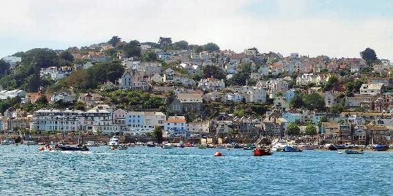 Debbie Hainey wins Salcombe's Citizen of the Year 2017