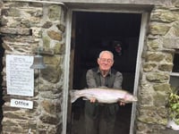 Giant rainbow trout caught by Ivybridge fly fisherman