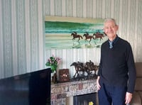 Man who has visited Newton Abbot racecourse for 83 years now champions female jockeys