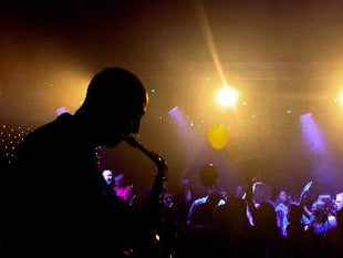 DJ Sax duo to perform for Regatta and Flavel fundraiser