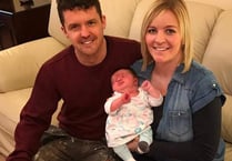 Husband unexpectedly helps wife give birth at home