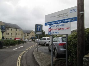 Hospital minor injuries unit reopens