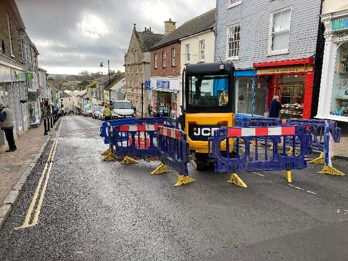 Fore Street closed in Kingsbridge