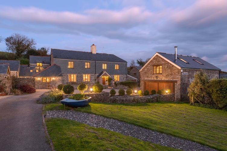 John Davis manor external