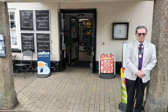 South Brent is a star in new Broadbent film