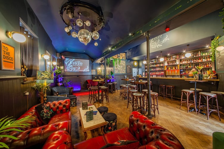 bar 1620