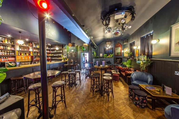 bar 1620