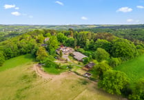 Equestrian estate for sale was home to a Grand National winning jockey
