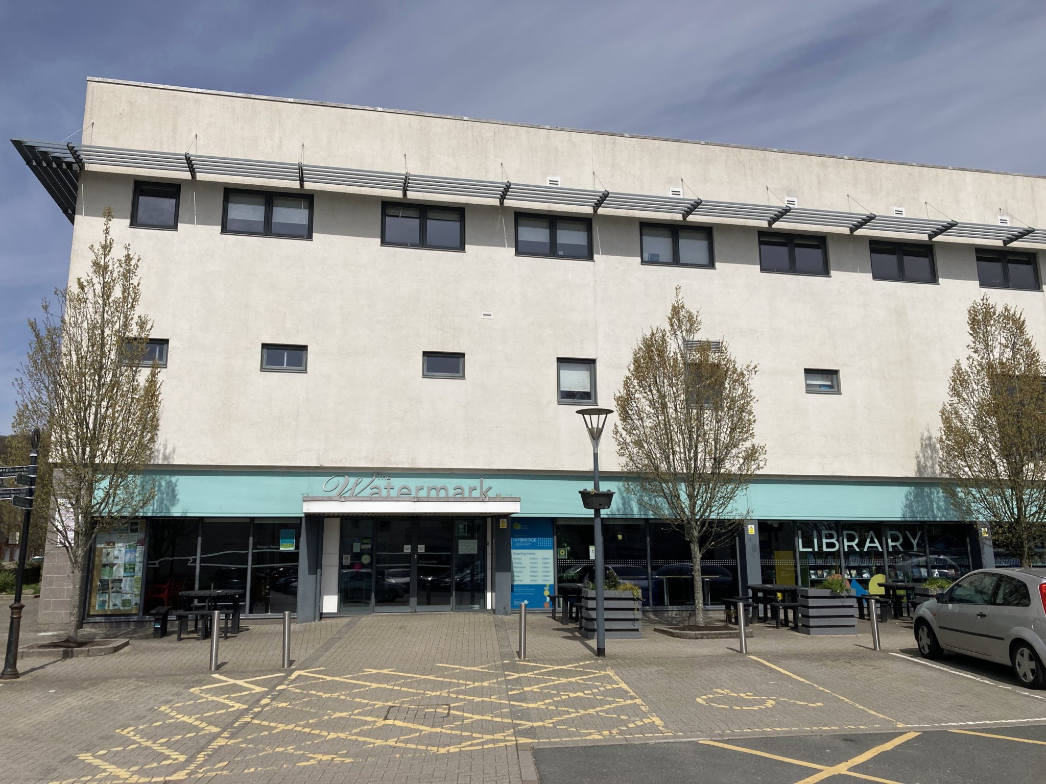 Fun and laughter in Ivybridge from Irish Comedian Andrew Maxwell 