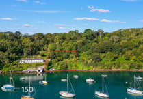 Victorian cottage for sale has the "best" panoramic river views 
