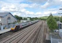 Totnes and Paignton ticket offices to remain open 