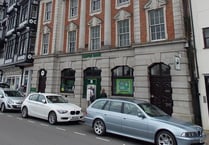 Lloyds set to close banking van route