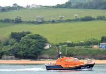 Search ends for French Fishermen after French trawler sinks