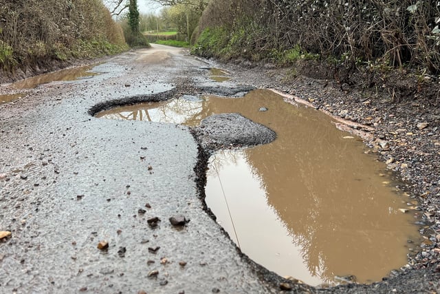 Devon ranked top for pothole repairs