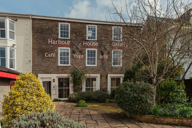 Harbour House Gallery in Kingsbridge