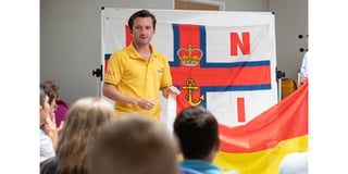 South Hams schools welcome back the 'Meet the Lifeguard' programme