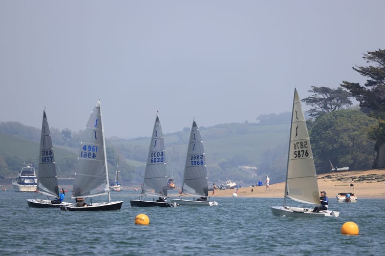 SYC Sailing Club Series – Race 4 - Solos