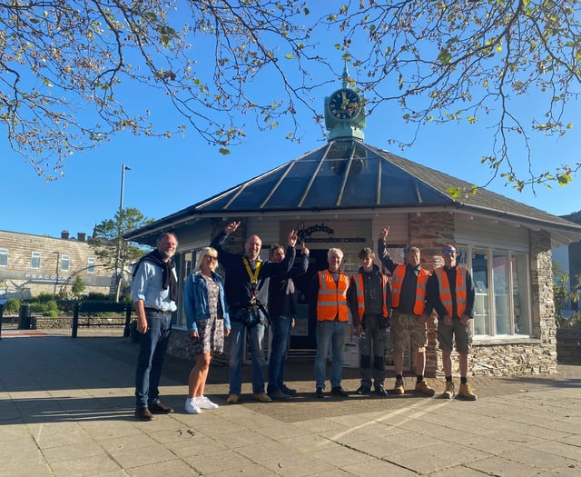 Kingsbridge Tourist Information Centre clock gets a new lease of life