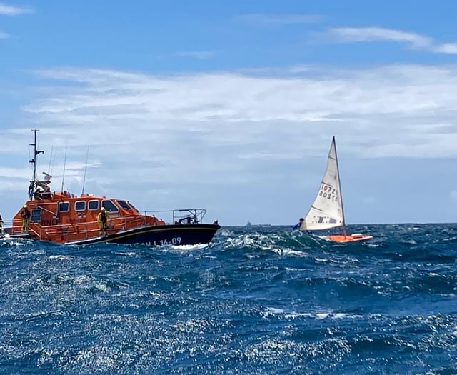 RNLI and Kingsbridge Rotary to the rescue 