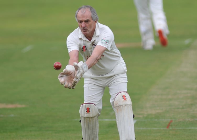 Devon Cricket League D Division West. Ipplepen 2nd XI versus Dartington and Totnes 1st Xl.  D&T wicket keeper Paul Taylor