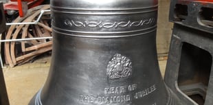Kingswear’s new bells cast in Loughborough