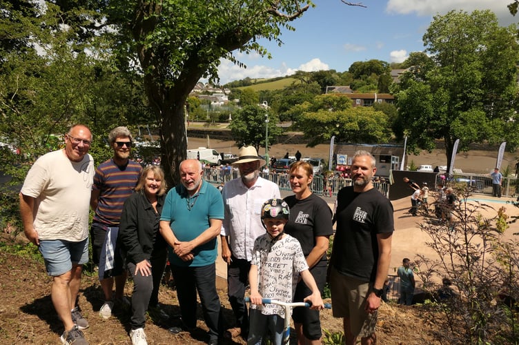 Steve Mullineaux - South Hams District Council - Director of Customer Service and Delivery
Rob Sekula - South Hams District Council - Natural Resources and Green Spaces
Cllr Denise O'Callaghan -  South Hams District Council - Ward Member for Kingsbridge
Cllr Victor Abbott - South Hams District Council - Executive Member for Community Services and Leisure
Adam Sherring, Kingsbridge Skatepark Community Group
Cllr Julia Wingate, Kingsbridge Town Council
Child skatepark user