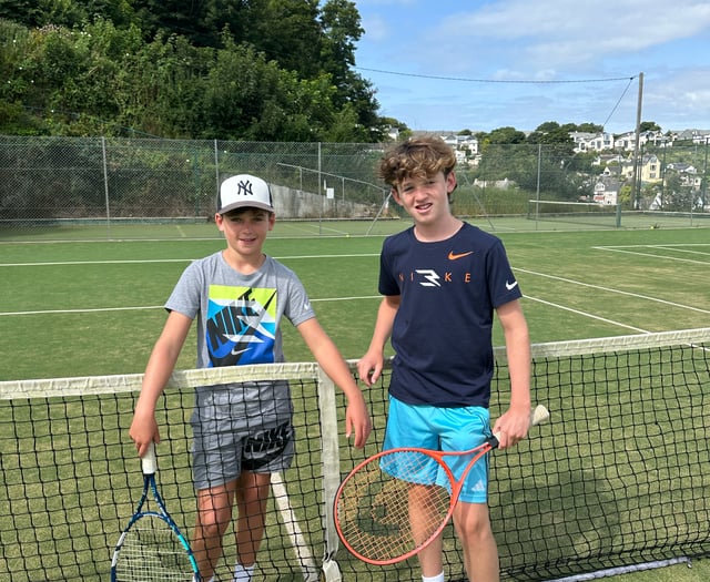 Regatta tennis is a big hit
