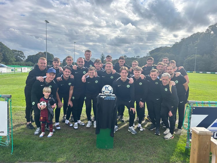 Ivybridge Town ahead of kickoff against Street FC