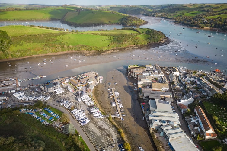 Developer seeks to overturn second home ban on Salcombe flats as the condition has made the flats unsaleabel because potential buyers are put off. Salcombe, Devon. October 21st 2024. Photo released October 22 2024. A 'posh' block of flats built in a town dubbed 'Chelsea-on-Sea' has been left a 'white elephant' - due to a ban second home owners.The new-build homes in Salcombe, Devon, have failed to sell after being listed for Â£1.2M - with claims it is because locals can't afford to live there.But the developers are now trying to overturn a 'primary residence' rule' that was brought in to curb second home owners in towns such as Salcombe that have become overrun with holiday homes.They have now launched an appeal after South Hams District Council rejected its bid to make an exception to the rule - and deemed it 'dangerous' to set a precedent.

