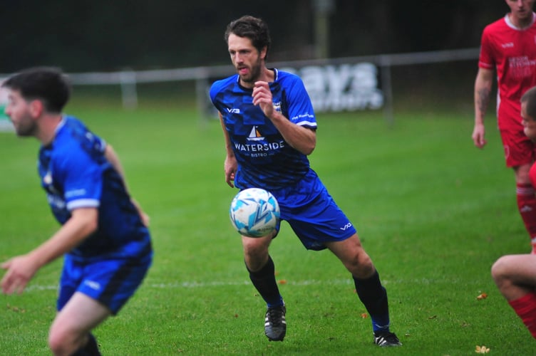 South Devon Football League Premier Division.  Kingsteignton Athletic versus Totnes and Dartington. A comprehensive 5-2 win for The Rams