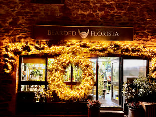 Creative displays spread festive cheer in Totnes