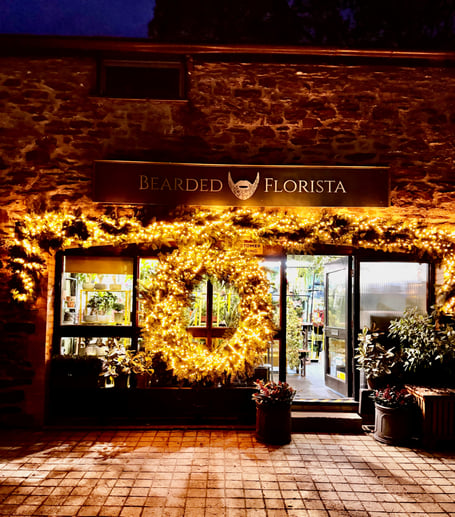 Bearded Florista at night