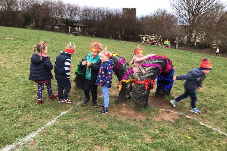 Pupils with the tinsel tyres