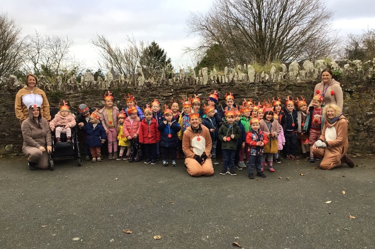 Group shot of the Reindeer Run