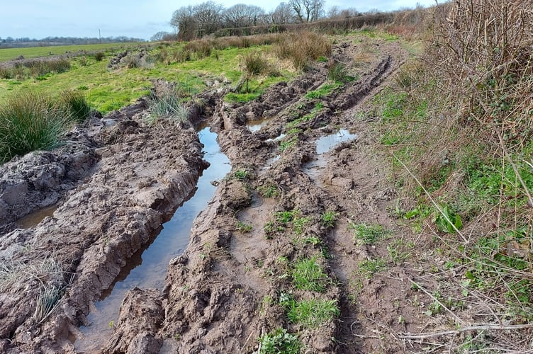 Pre-construction pictures of Broadmoor Farm show the land full of water despite no rain with maps submitted to Cornwall Council showing springs and streams in the area. 