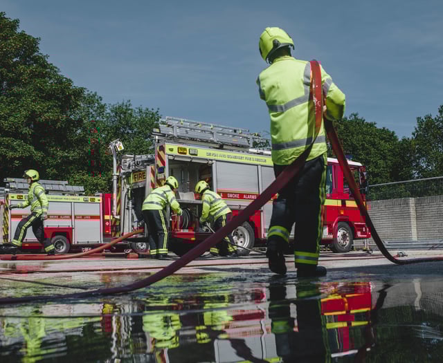 Building blaze in South Milton Sands