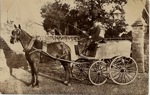 1922 (pre) horse-drawn mailcart with driver ran between Kingsbridge to Salcombe until 1922