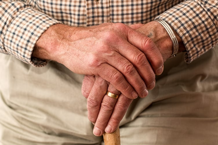 A patient with dementure