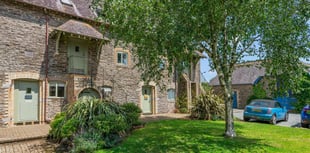 "Delightful" cottage for sale is 1800s barn conversion 