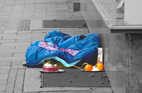 Totnes local helps rough sleepers with packs