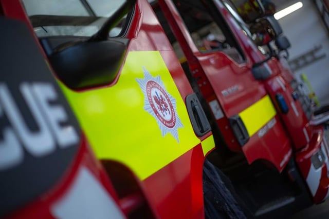 Ivybridge and Buckfastleigh fire crews battle car blaze in South Brent