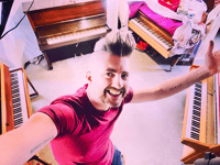 Totnes musician reviving the British pub singalong