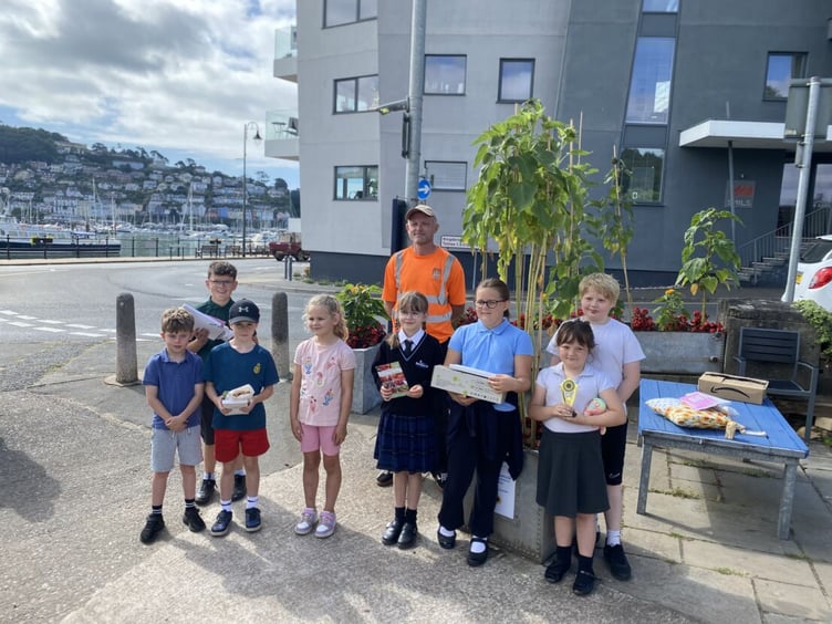 Head Gardener Matt with some of the green-fingered youngsters