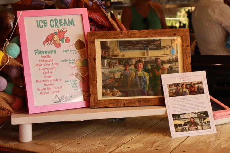 We've got Crabs portrait with Olivia Colman, Ncuti Gatwa and Sunita Mani in The Winking Prawn