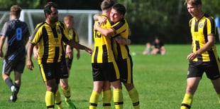 Beesands make winning start in new division