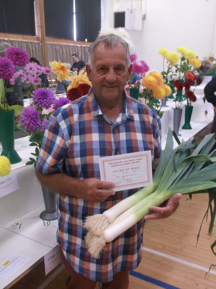 Mike Hine with his winning leeks