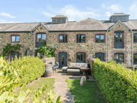 "Exceptional" barn conversion for sale has century of history 