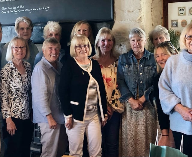 Dartmouth team enjoy an end-of-season lunch