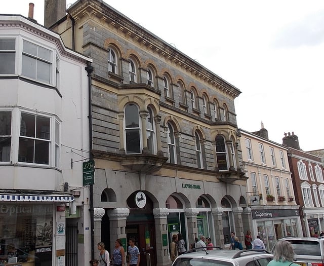 South Devon MP continues fight for Totnes banking hub
