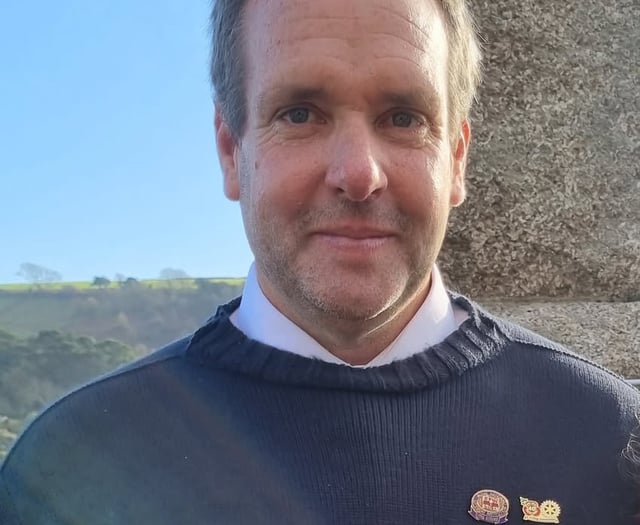 Salcombe RNLI Volunteer Chris Turns named Citizen of the Year